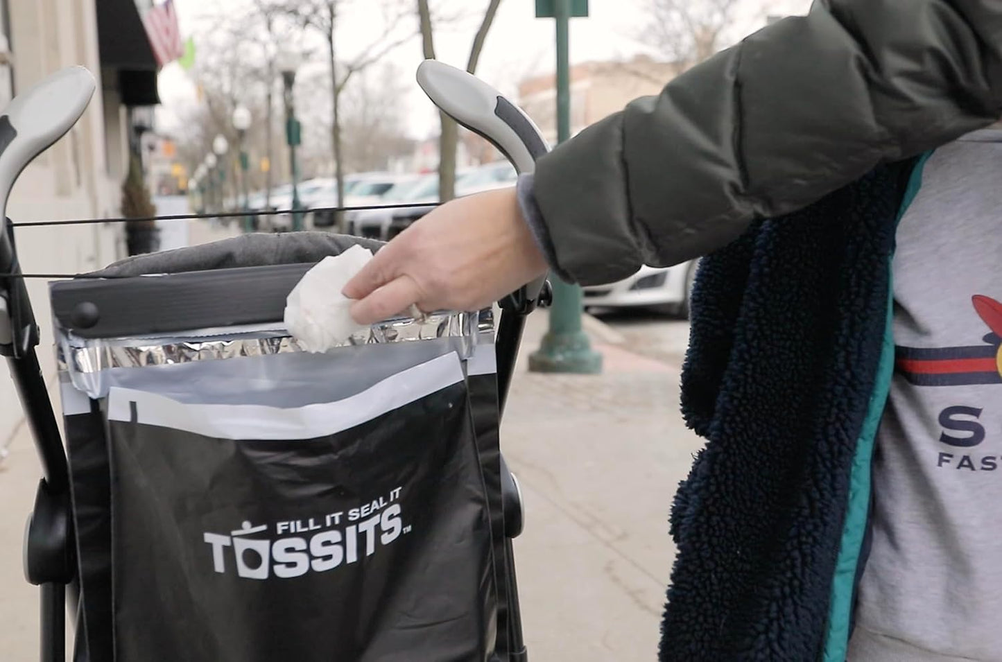 Eco-Friendly Disposable Car Trash Bags – Leakproof & Odorless Hanging Garbage Bags for All Vehicles – 7 Pack